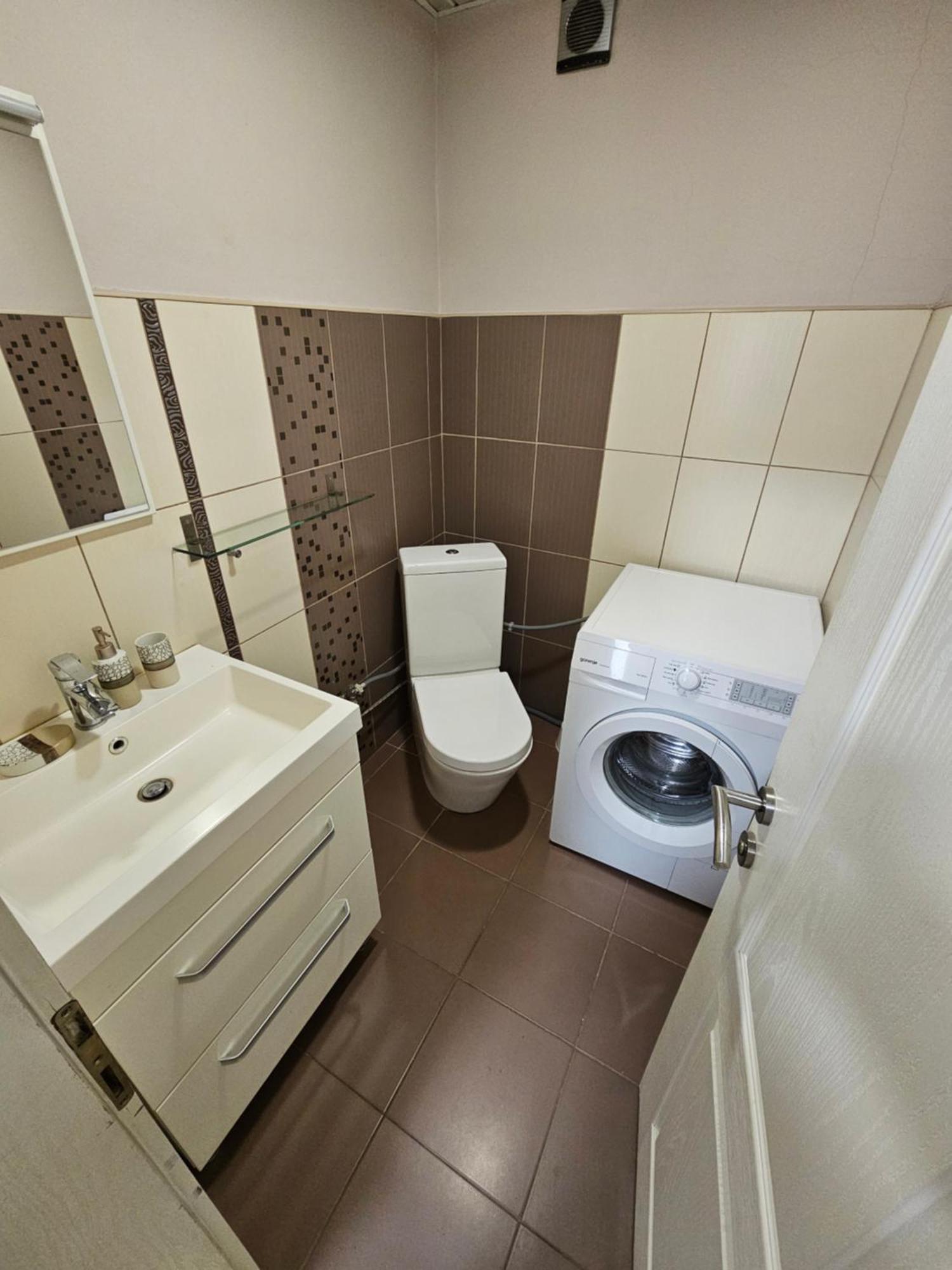 Centre Luxury Apartment سكوبجي المظهر الخارجي الصورة