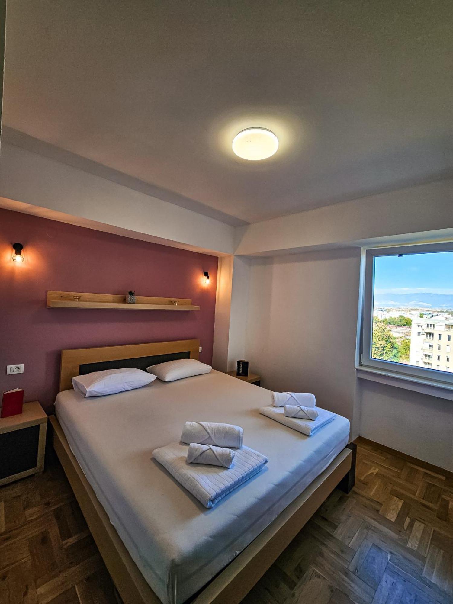 Centre Luxury Apartment سكوبجي المظهر الخارجي الصورة