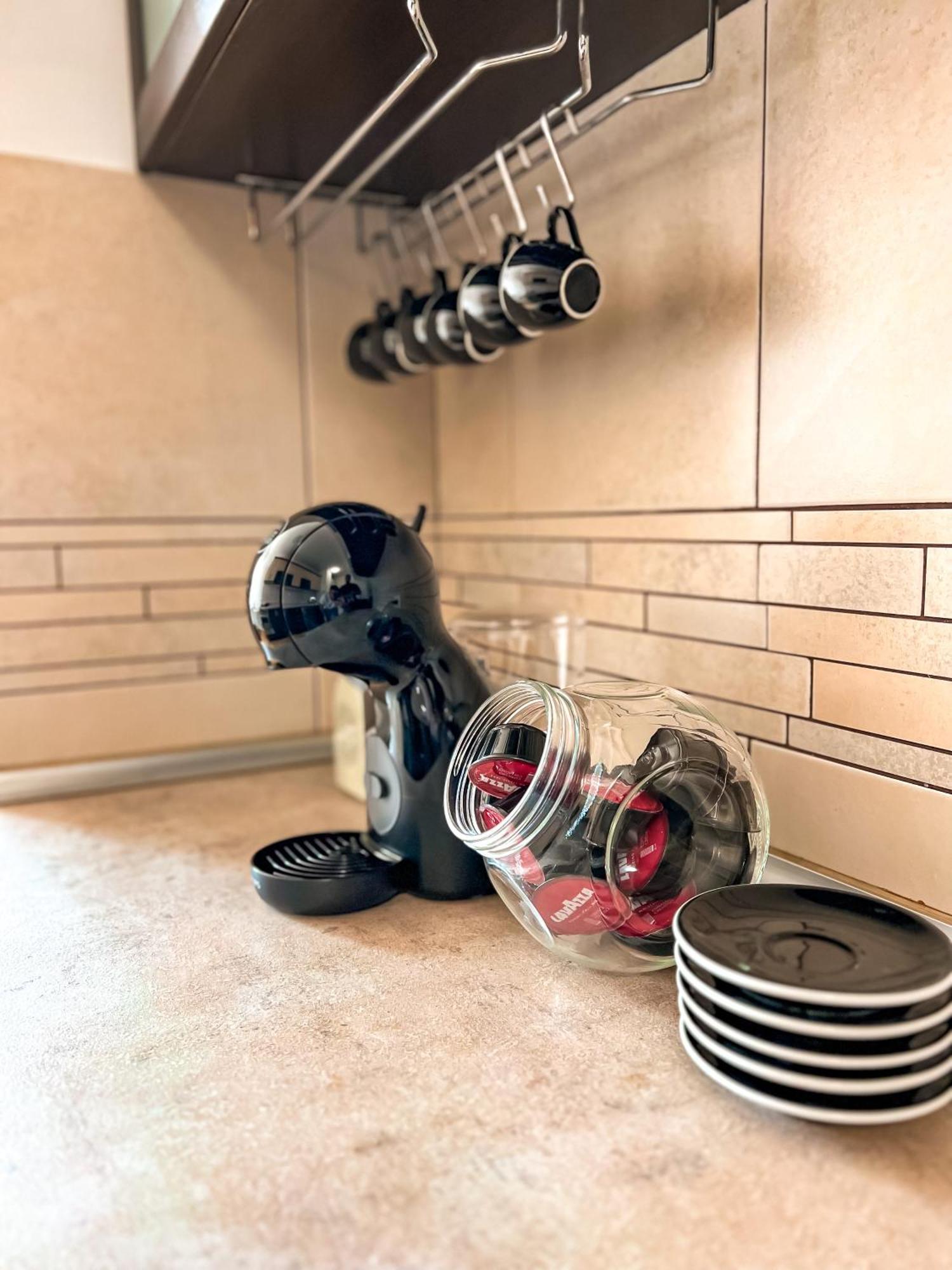 Centre Luxury Apartment سكوبجي المظهر الخارجي الصورة